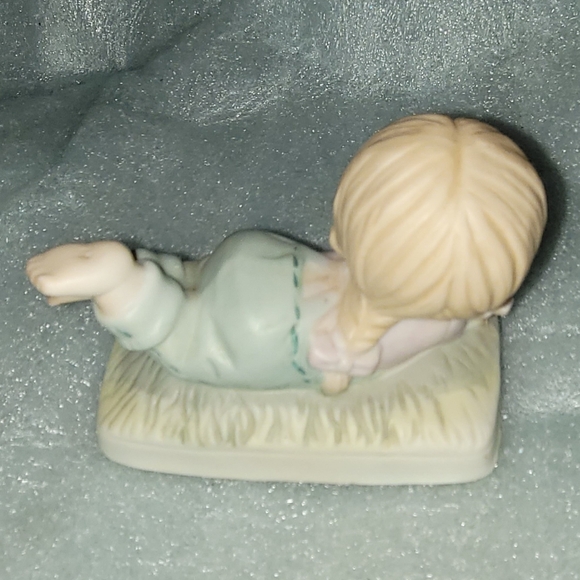 Vintage Country Cousins Denim Kids Katie in Overalls Figurine - Picture 2 of 4